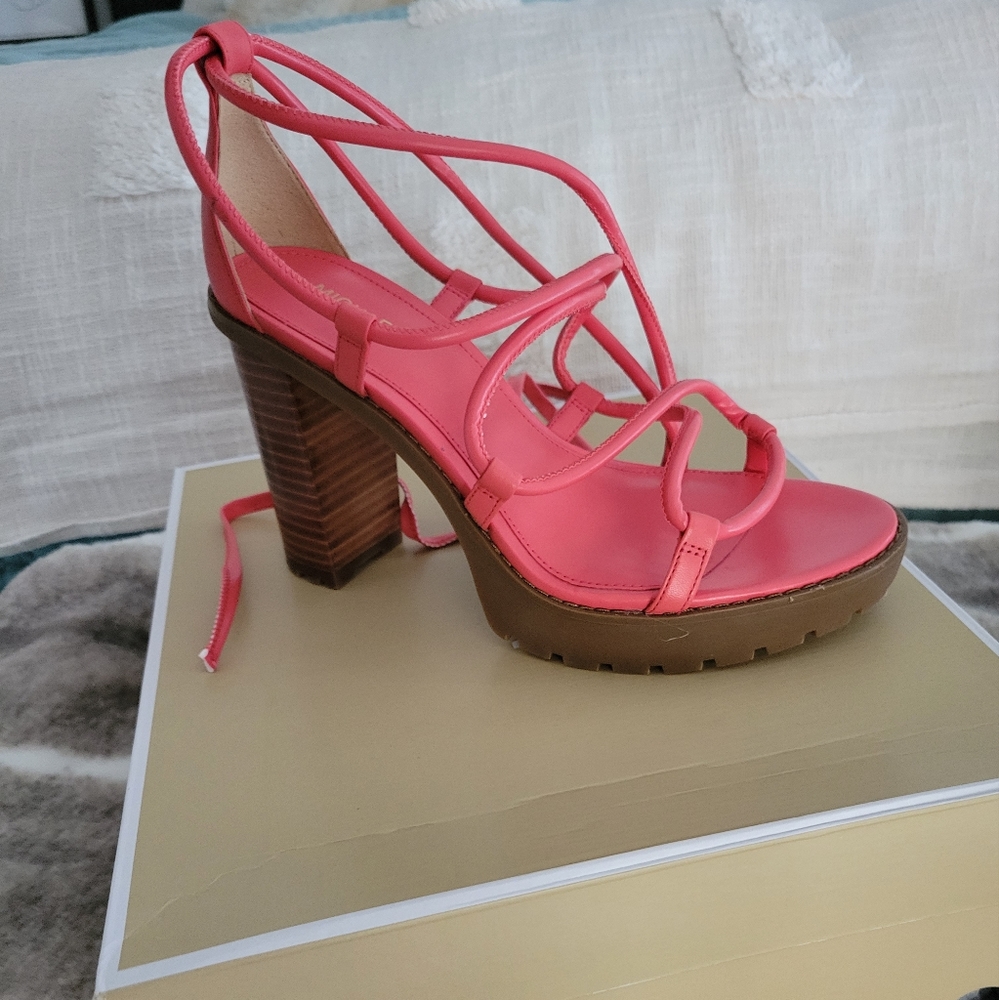 Michael Kors vero leather platform sandles, color dahlia